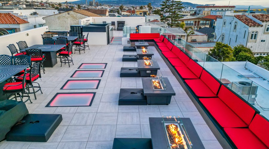 SW Beach Hotel rooftop with ocean views.