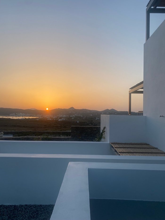 KORFI DE MILO - Updated 2023 Prices & B&B Reviews (Adamantas, Greece) KORFI DE MILO - Updated 2023 Prices &  B&B Reviews... 
