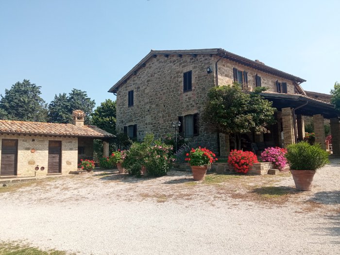 AGRITURISMO IL CICALETO (Cannara) - Farmhouse Reviews, Photos, Rate ...