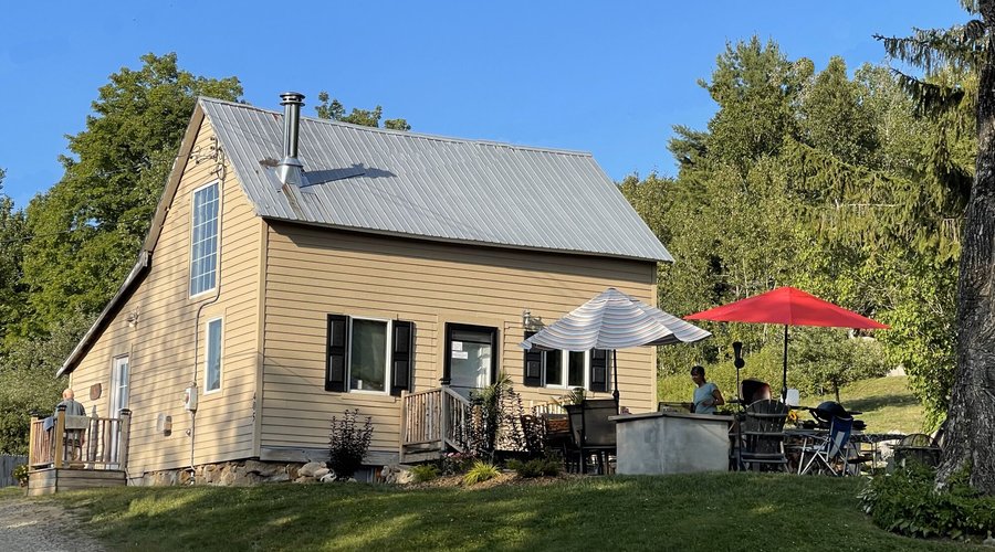 Stillman House is our fully remodeled historic cottage at Asa. All the features you wish for a comfortable and cozy stay at your fingertips. 