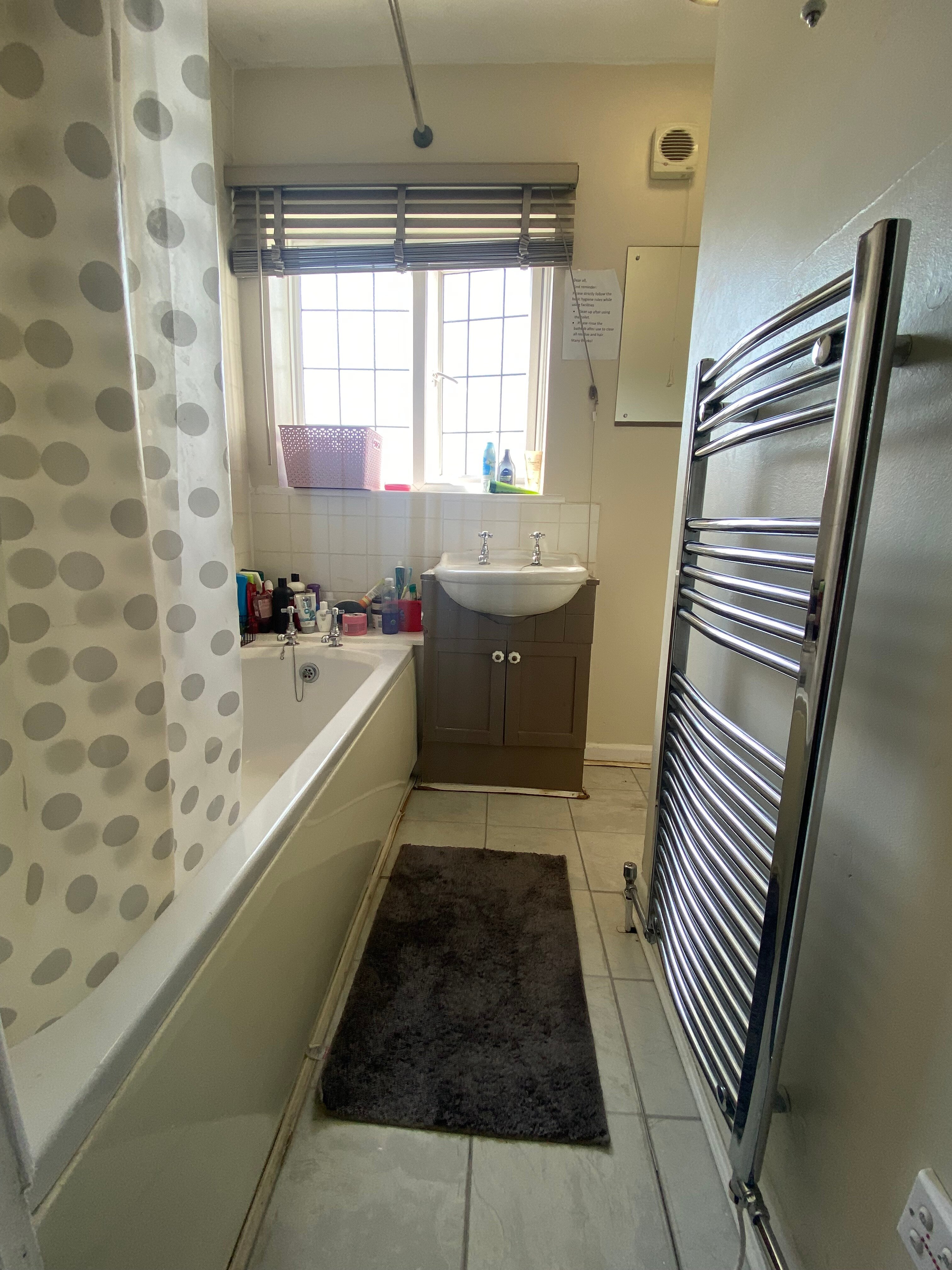 SPACIOUS SINGLE AND DOUBLE BEDROOM IN SOUTHAMPTON WITH FREE PARKING ...