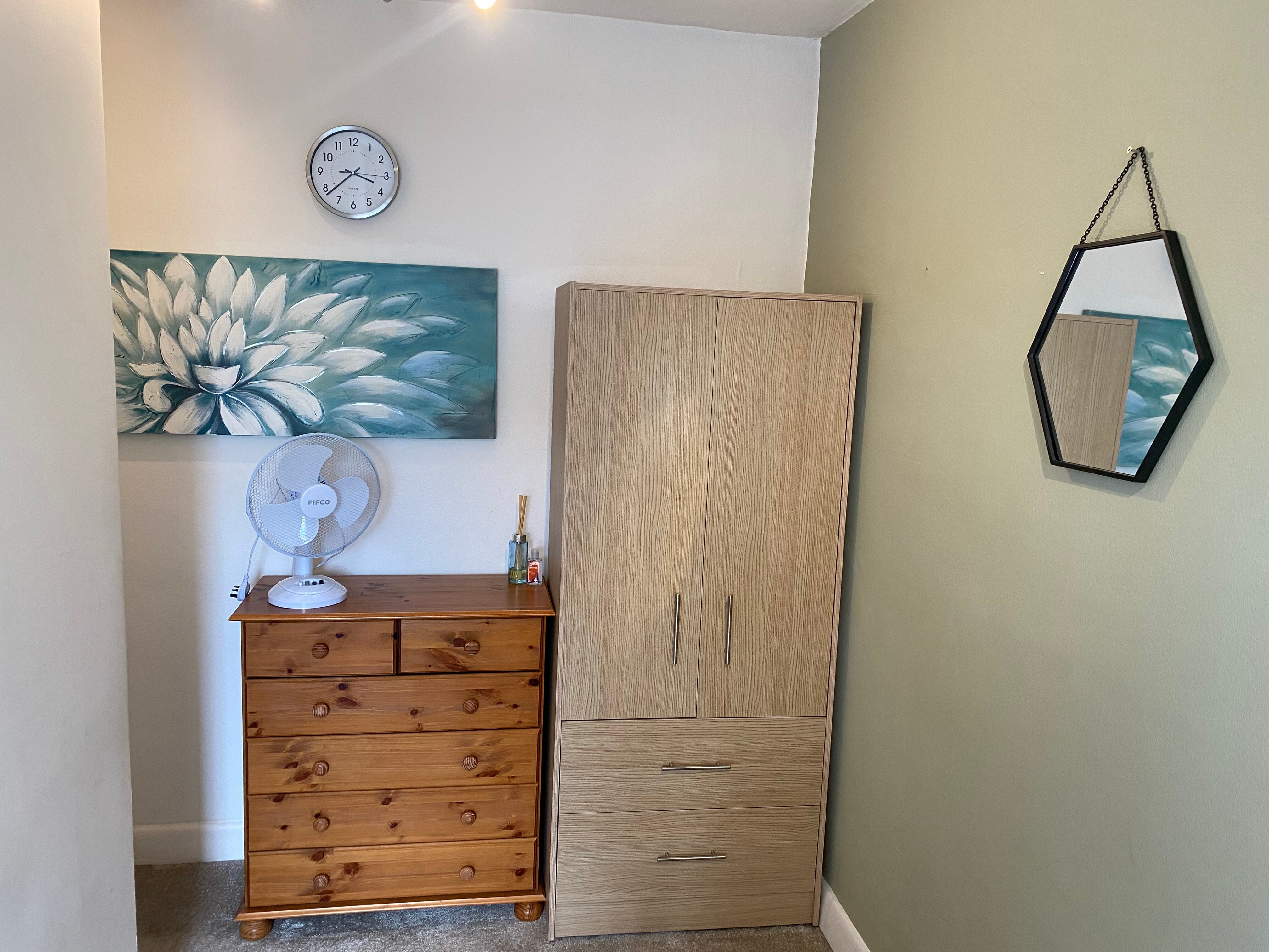 SPACIOUS SINGLE AND DOUBLE BEDROOM IN SOUTHAMPTON WITH FREE