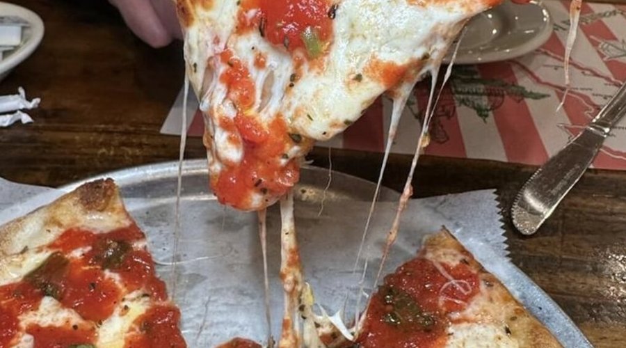 A pizza like this isn't meant for words...