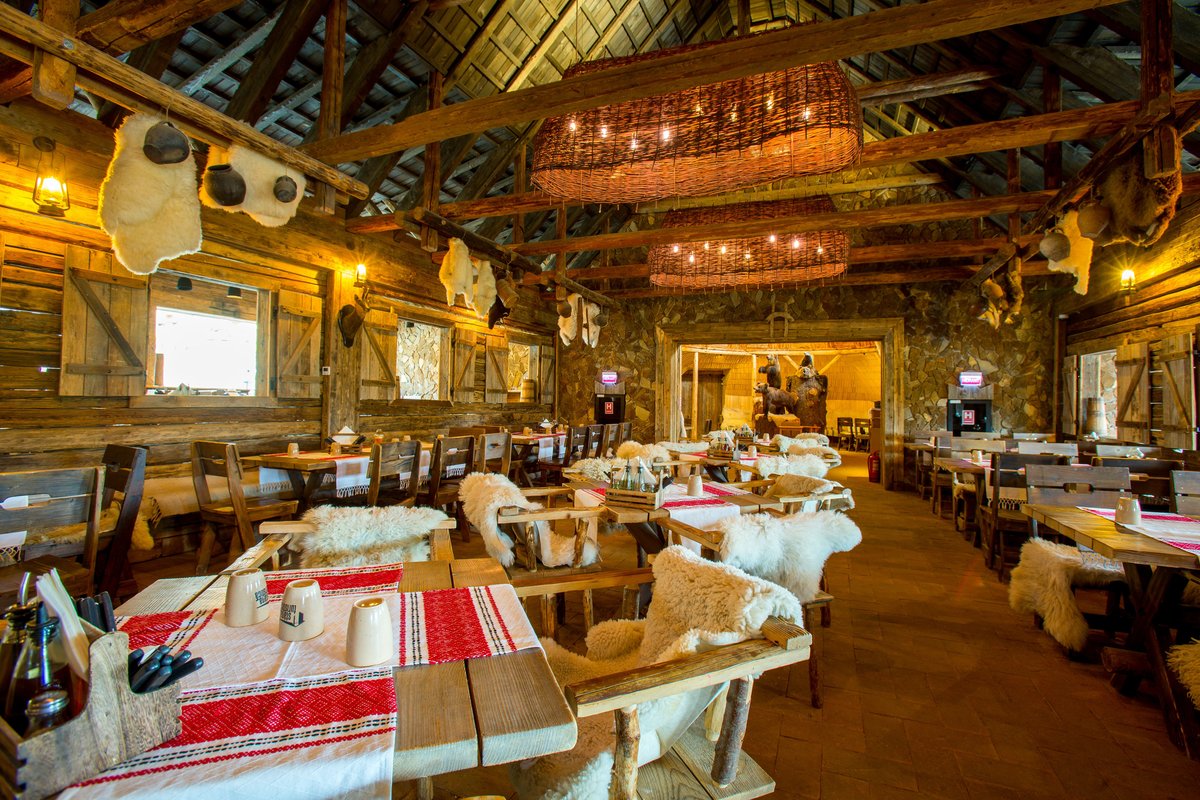 Restaurant Stana Turistica, Пояна-Брашов - фото ресторана - Tripadvisor