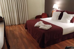 Room & Suite