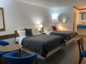 Room & Suite