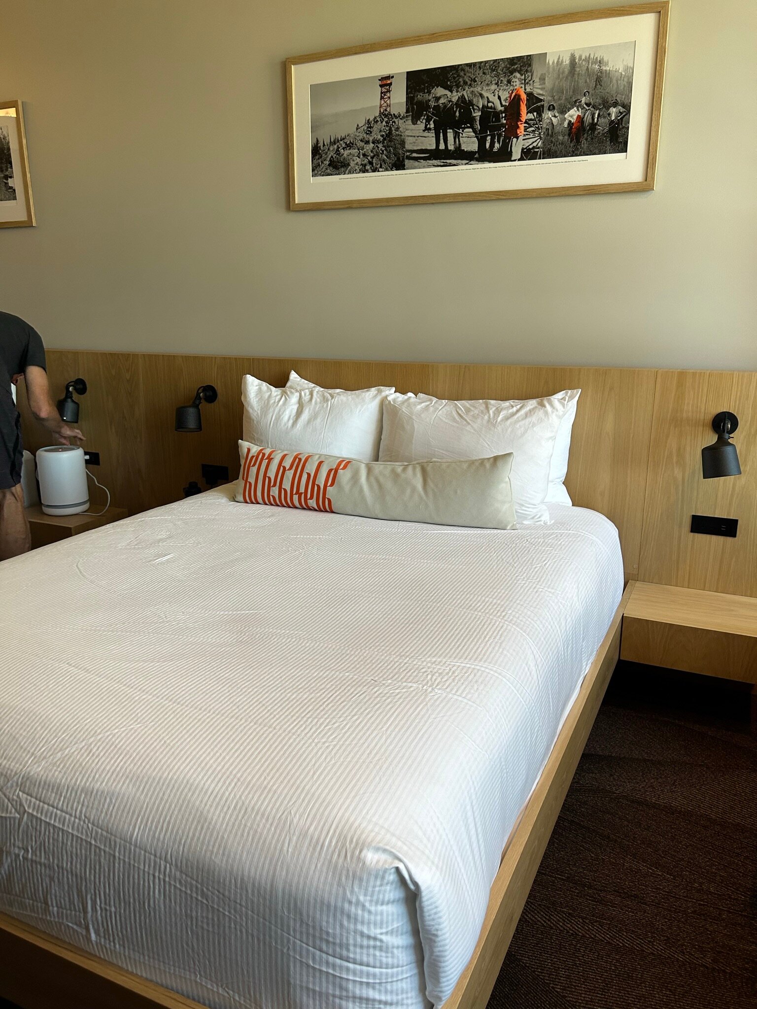 HUMBIRD - Updated 2023 Prices & Hotel Reviews (Sandpoint, Idaho)