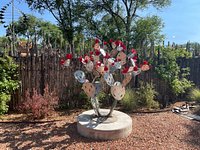 Why you should visit Santa Fe's Canyon Road Arts District — Santa Fe Art  Tours