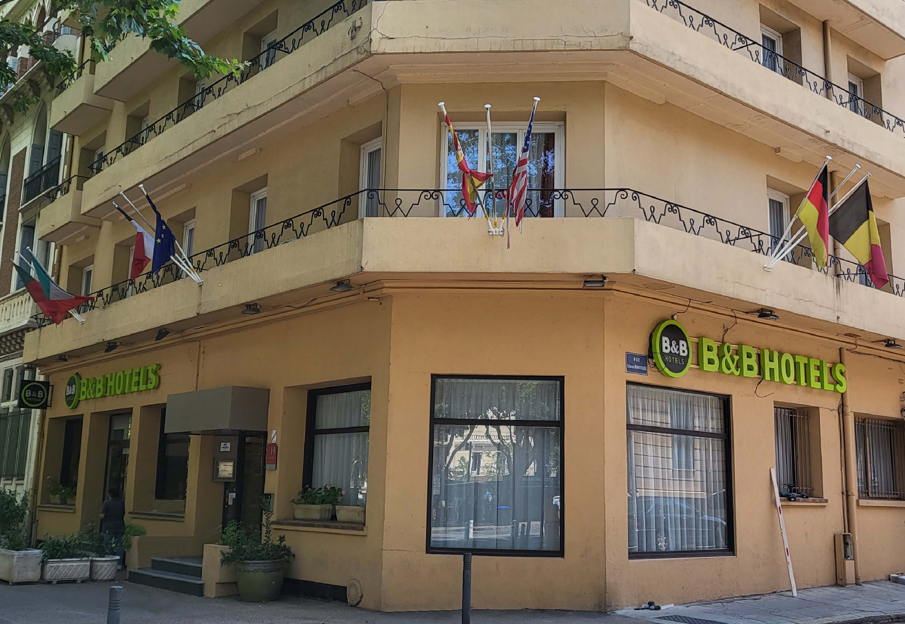 B&B HOTEL Perpignan Centre - UPDATED Prices, Reviews & Photos