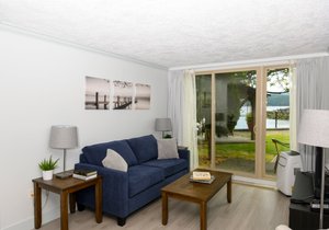 Room & Suite