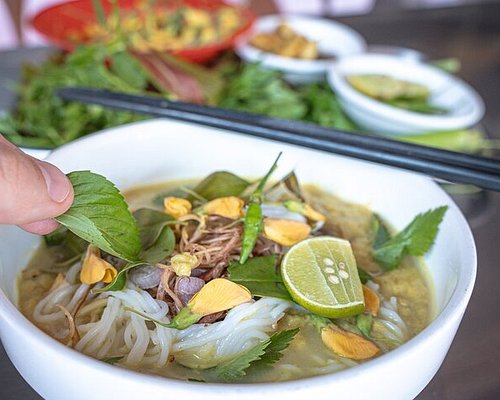 food tour around cambodia