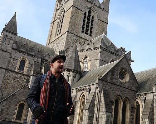 yellow umbrella walking tours dublin