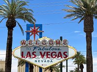 Where is the Las Vegas Sign Located? - LazyTrips