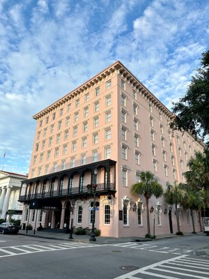 MILLS HOUSE CHARLESTON, CURIO COLLECTION BY HILTON - Updated 2023 ...