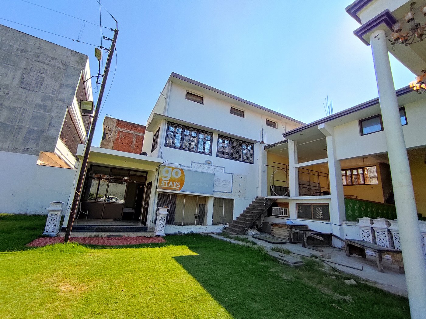 up tourism guest house ayodhya