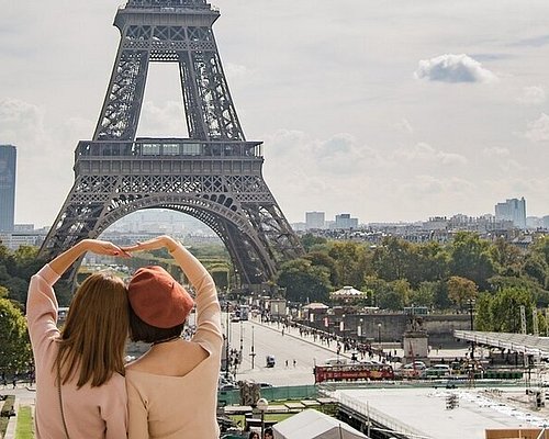 Don't miss the 10 best views in Paris! Meet the Locals in France