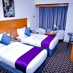 There are delux double rooms, twin single bed rooms and tripple bed rooms available to cater to the varied needs of guests