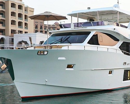 yacht rent in qatar