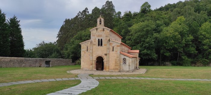 Imagen 5 de Iglesia de San Salvador de Valdedios
