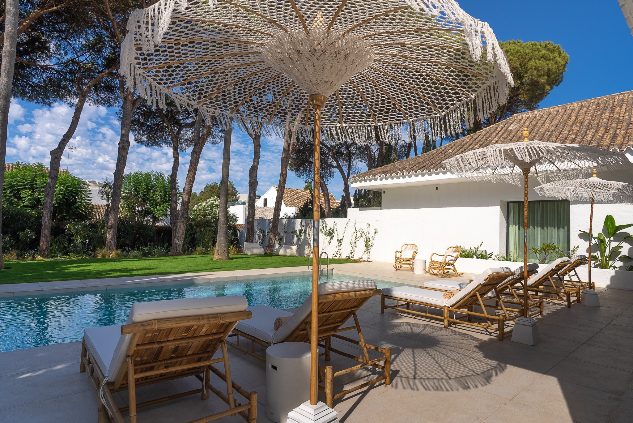 ANFITRIÓN MARBELLA VILLAS AND SUITES Desde $9,717 (Nueva Andalucia ...