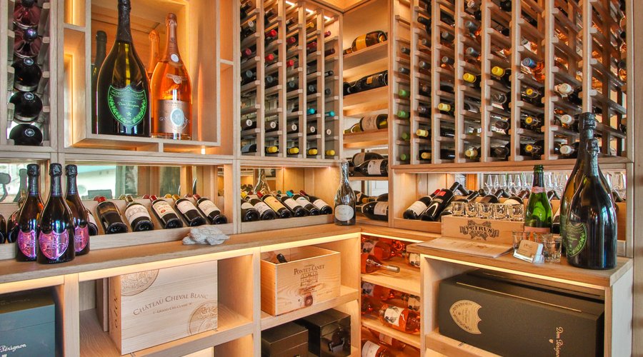 Weinschrank 