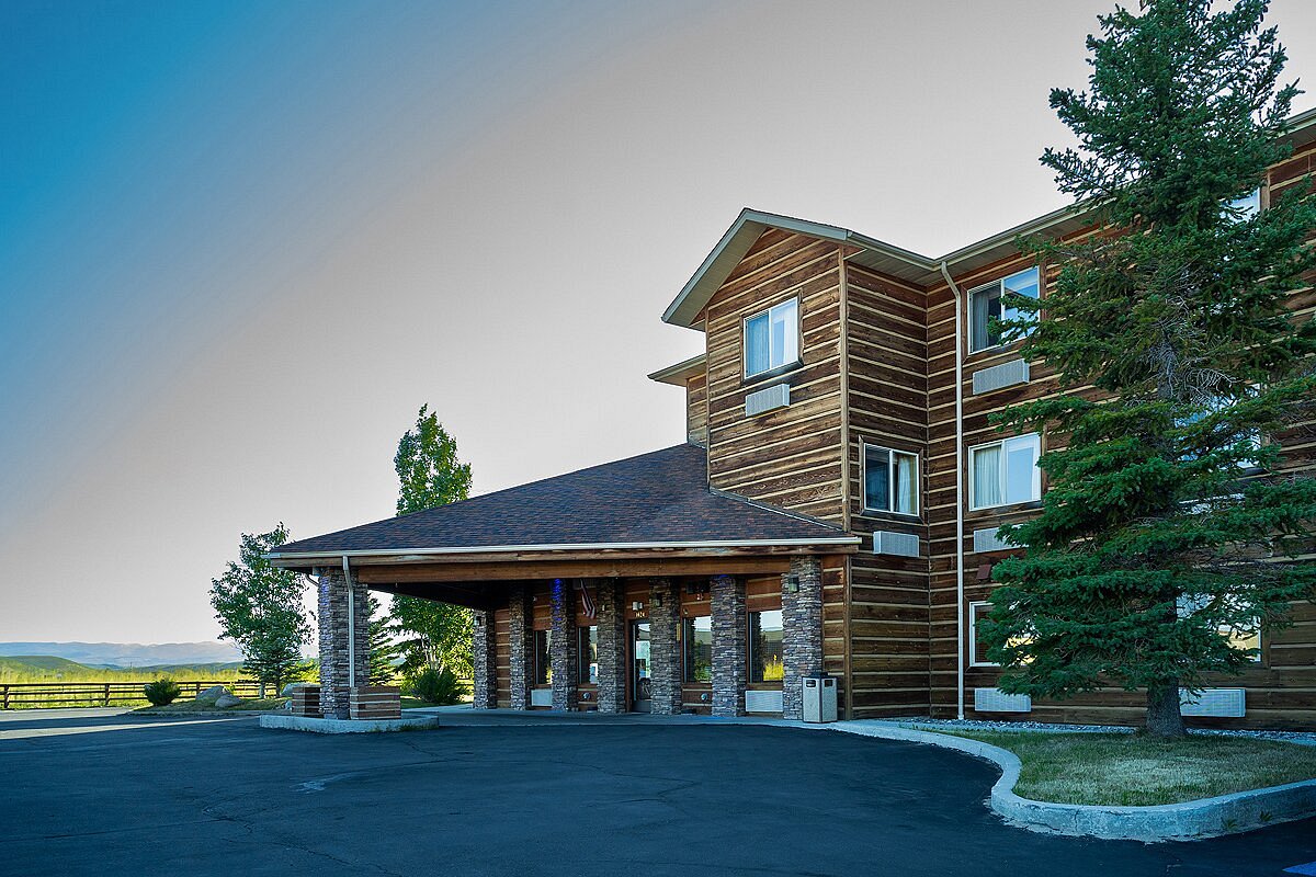 PINEDALE HOTEL & SUITES   Updated 2024 Prices & Reviews (WY)