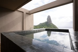 Piscina e praia