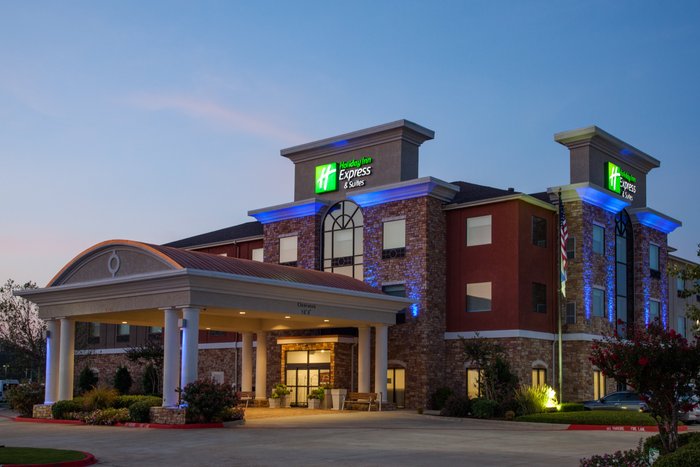 HOLIDAY INN EXPRESS & SUITES TEXARKANA, AN IHG HOTEL $98 ($̶1̶1̶4̶ ...