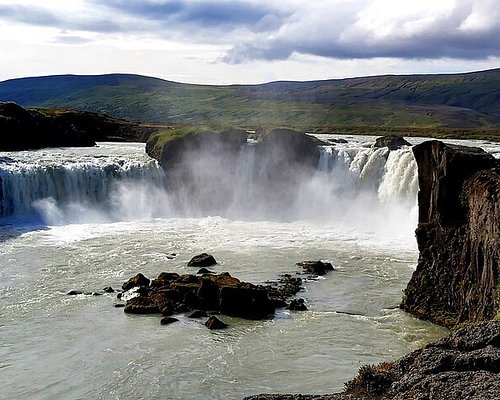 excursions in iceland