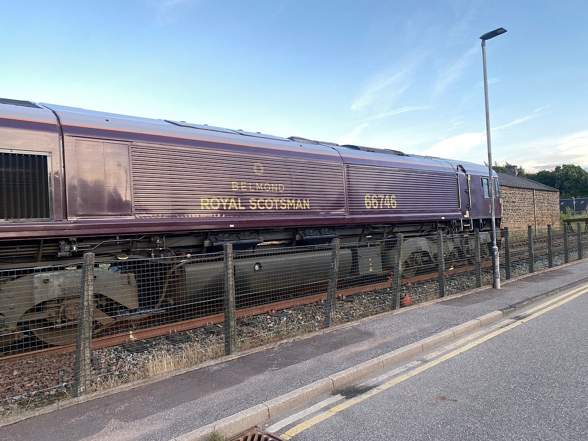 Belmond Royal Scotsman luxury train: whisky tastings, castles and spa
