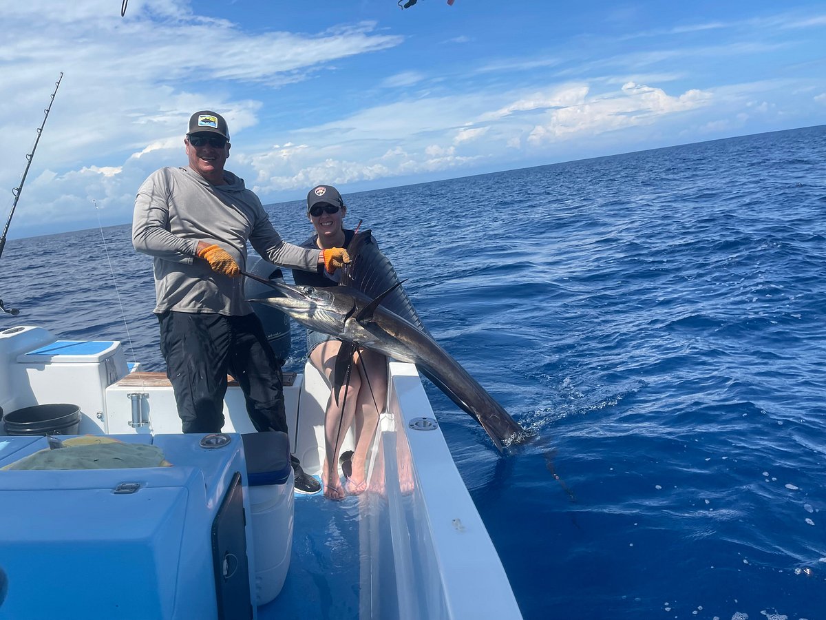 MIRSE AZUL Sportfishing BOAT