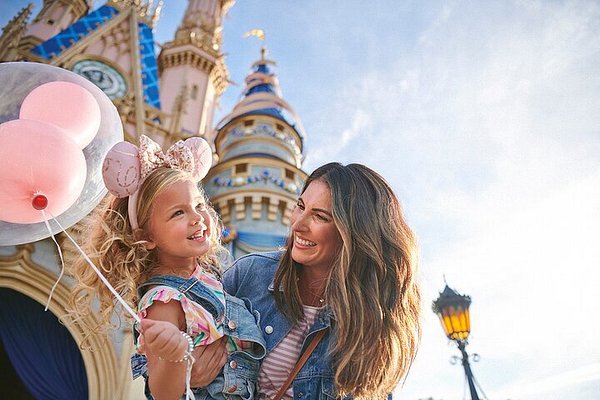 Walt Disney World's Magic Kingdom Travel Guide - Annie Fairfax