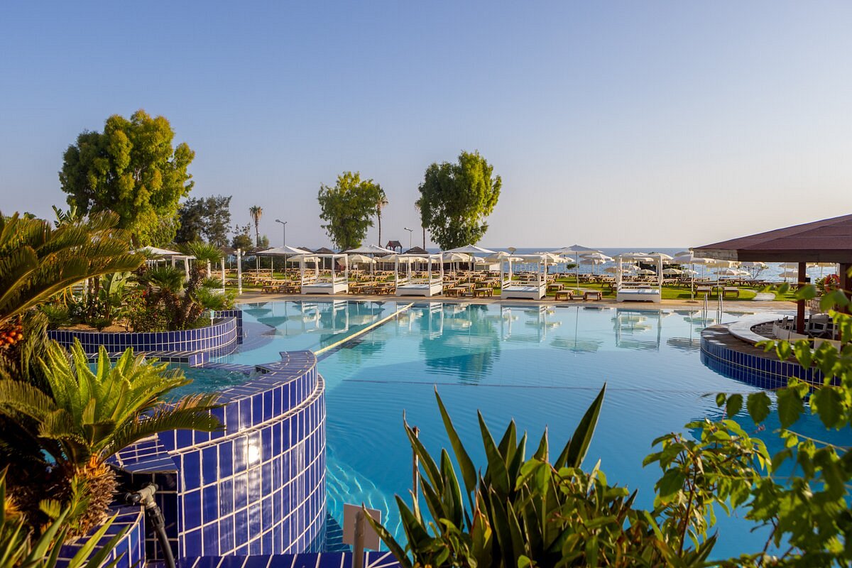 Отель CAPO BAY HOTEL 4* (Проторас, Кипр) — бронирование, цены и отзывы на отель CAPO BAY HOTEL