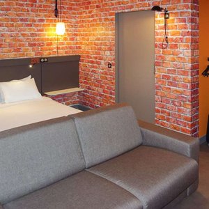 Guest room
