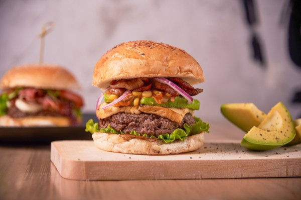 12 Best Burgers in Medellín: Best Burger Places in the Aburrá Valley