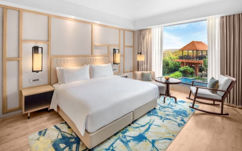 Bedroom in Executive Suite At The Westin Goa with Bathtub and Courtyard View
