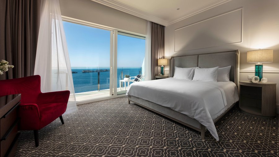 Royal Executive Suite in Royal hotel Ariston.