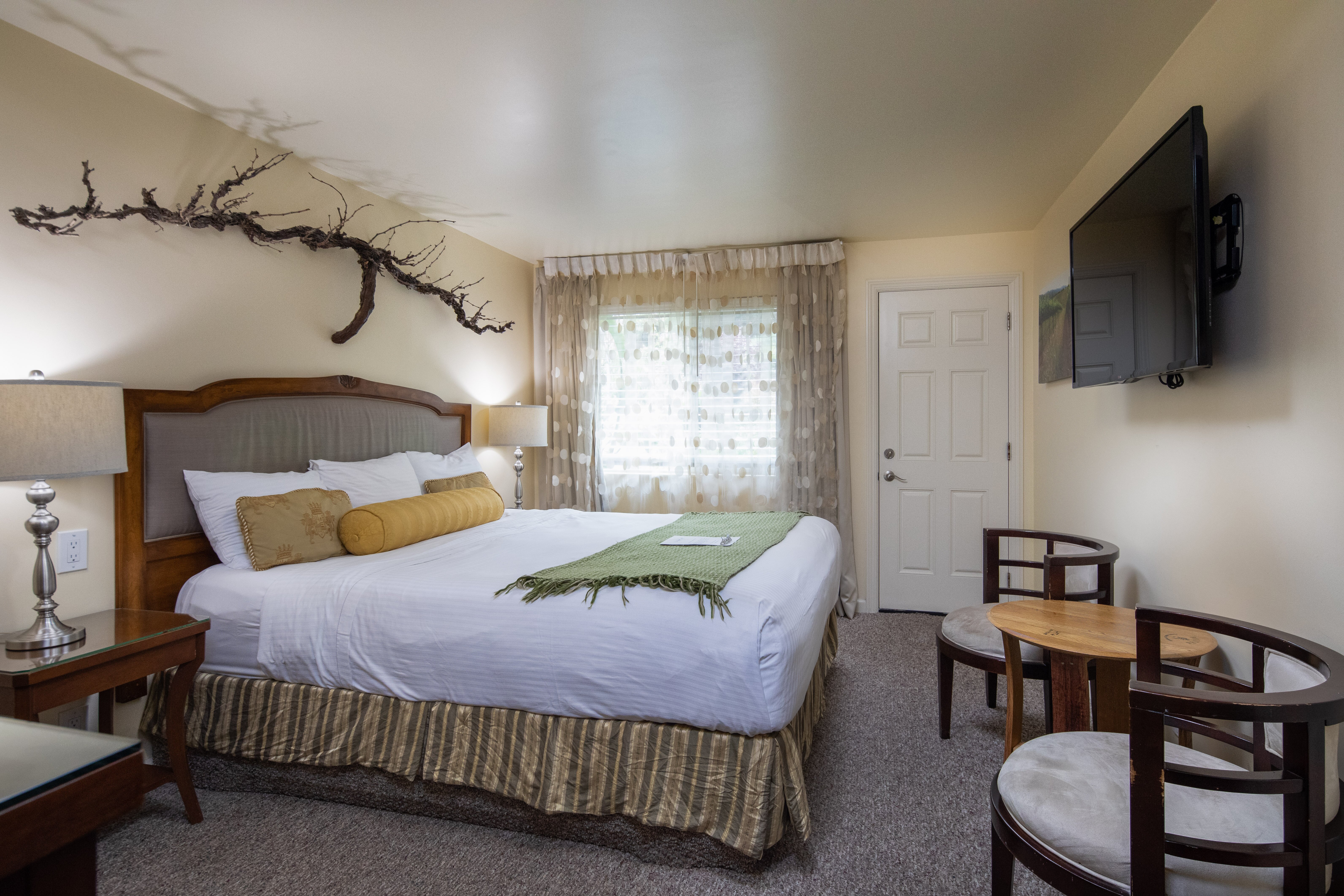 VENDANGE CARMEL INN & SUITES - Updated 2024 Prices & B&B Reviews (CA)