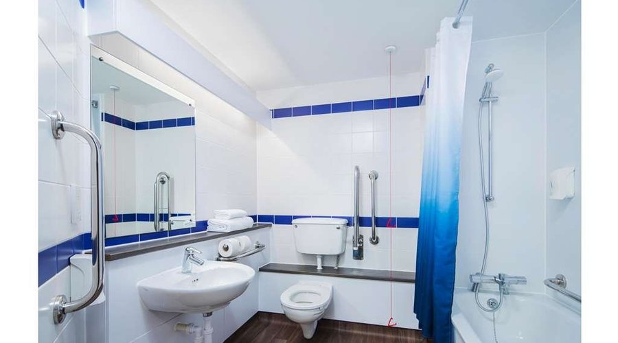 Ensuite Accessible