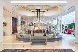 Best 10 Hotels Near Louis Vuitton Atlanta Saks Phipps Plaza from