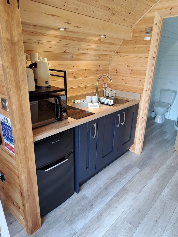 KINGS CAVES GLAMPING - Prices & Campground Reviews (Machrie, Scotland)