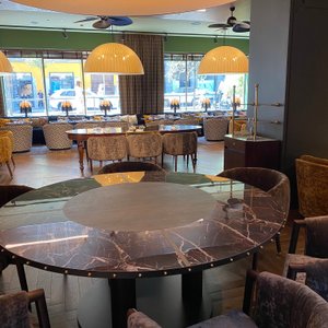 Vue piscine, bar hôtel
