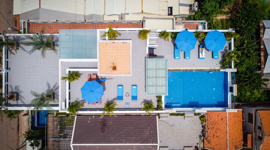 Roof top  pool