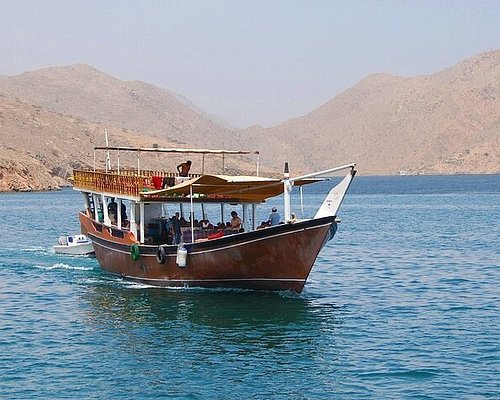 oman boat trip