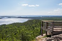 se permiten perros en sugarloaf marquette mi