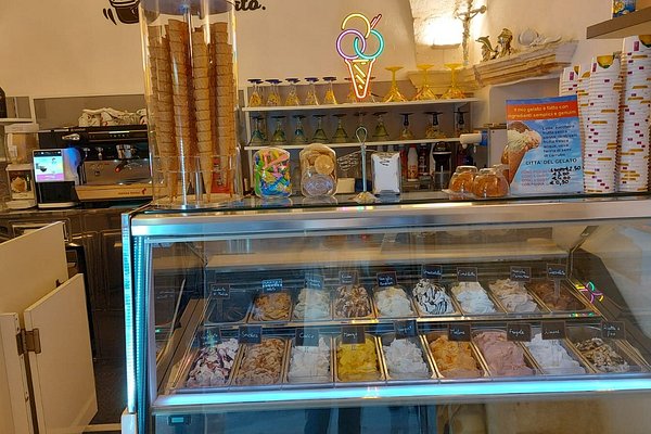 Nutella gigante - Picture of Bar Pasticceria Gelateria Tari, Ostuni -  Tripadvisor