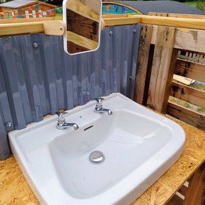 outdoor sinks