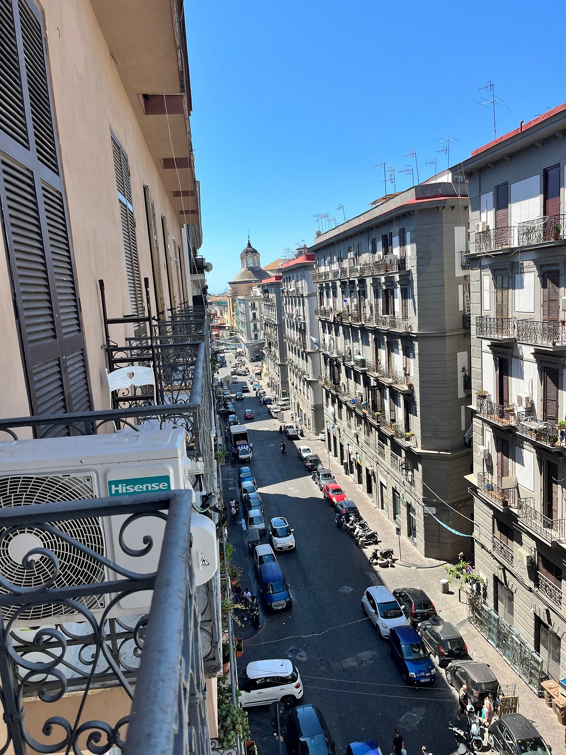 VICO 22 ROOMS NAPOLI - Prices & Guest house Reviews (Naples, Italy)