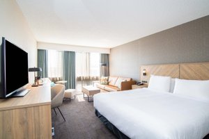 Sandman Hotel Montreal-Longueuil in Longueuil