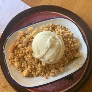 This restaurant is amazing, the staff are so professional and really friendly, the starters the roast dinner and desserts was absolutely perfect, there was 7 of us and we all enjoyed our food,will definitely be returning.